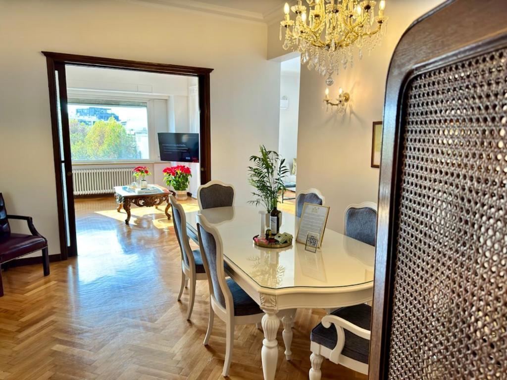 Niki In Athens Apartment Ngoại thất bức ảnh
