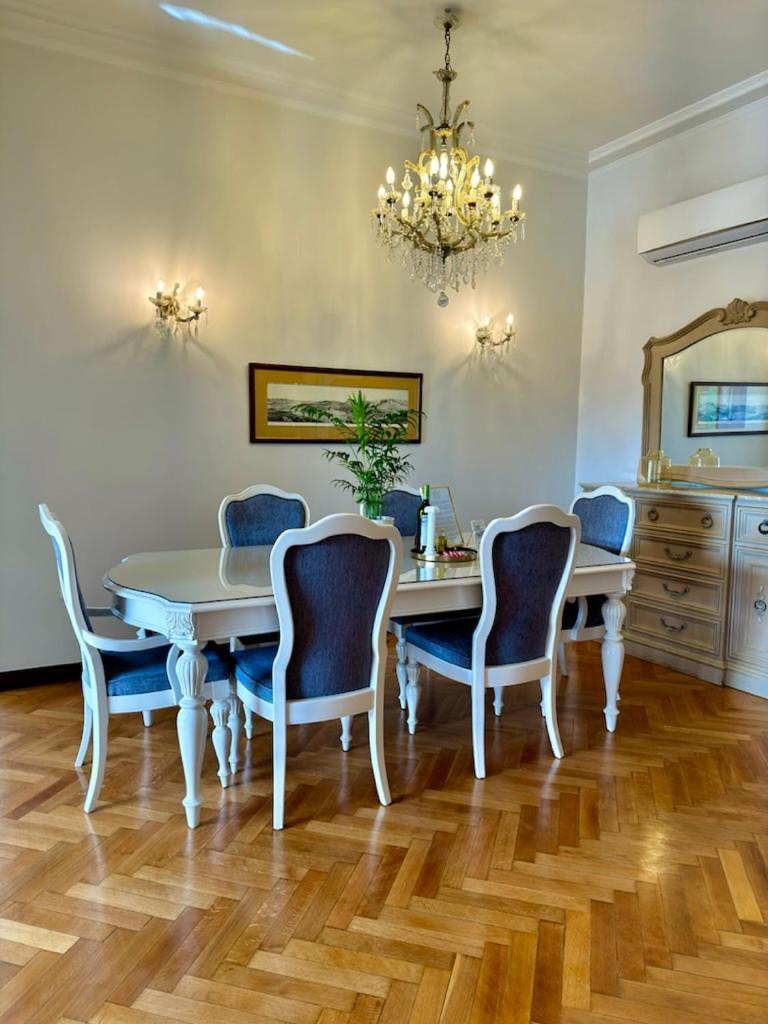 Niki In Athens Apartment Ngoại thất bức ảnh